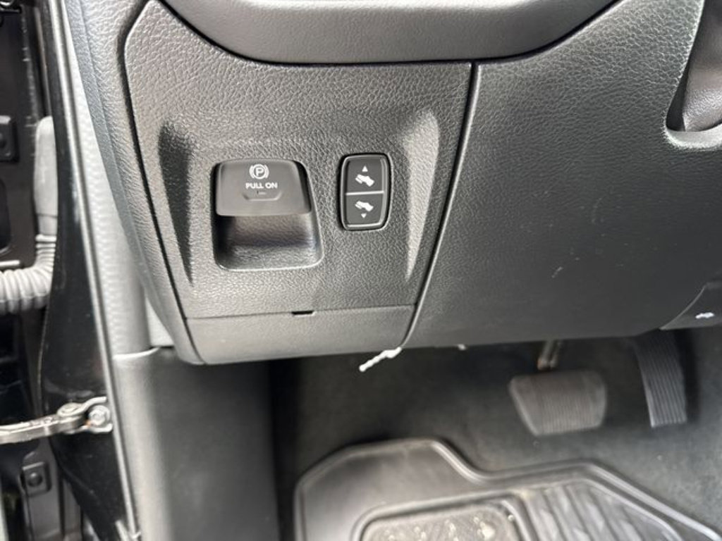 Used 2023 RAM 1500 Limited w/ Body Color Bumper Group AWD/4WD image 40