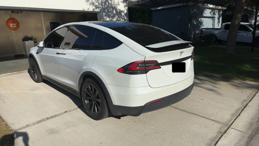 Used 2022 Tesla Model X Plaid AWD/4WD image 8