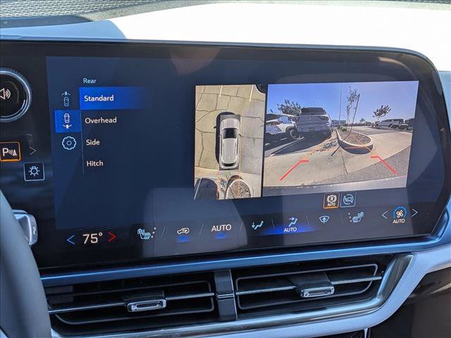 New 2026 Chevrolet Equinox EV LT AWD/4WD image 13