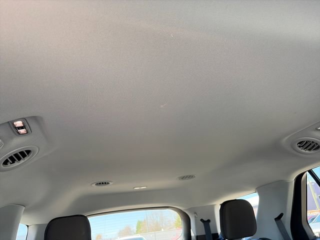 Used 2022 Ford Explorer XLT image 24