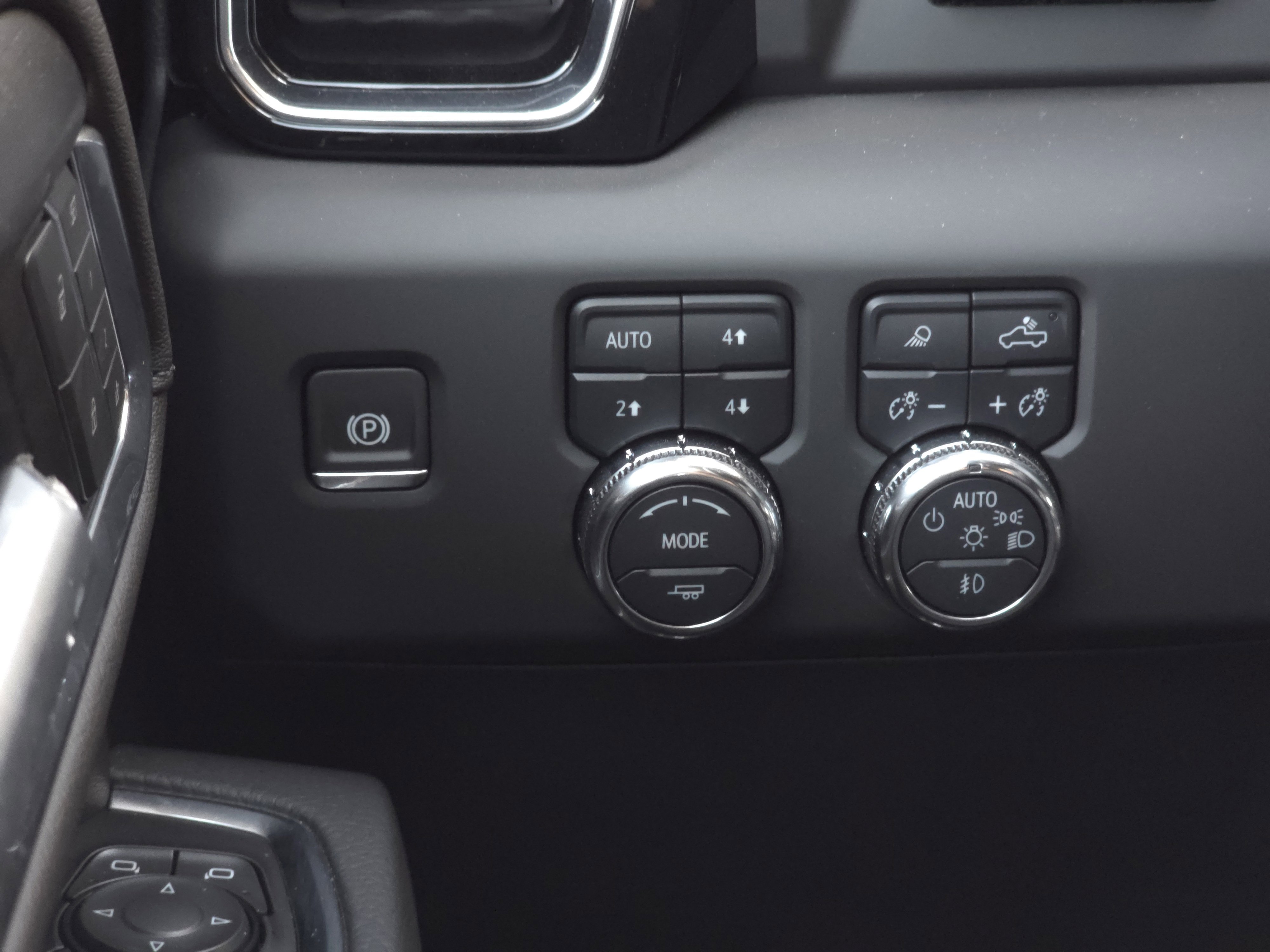 Used 2025 GMC Sierra 2500 Denali w/ Denali Reserve Package image 26