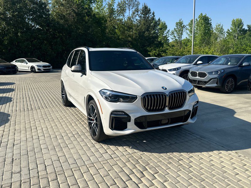 Used 2021 BMW X5 M50i image 18