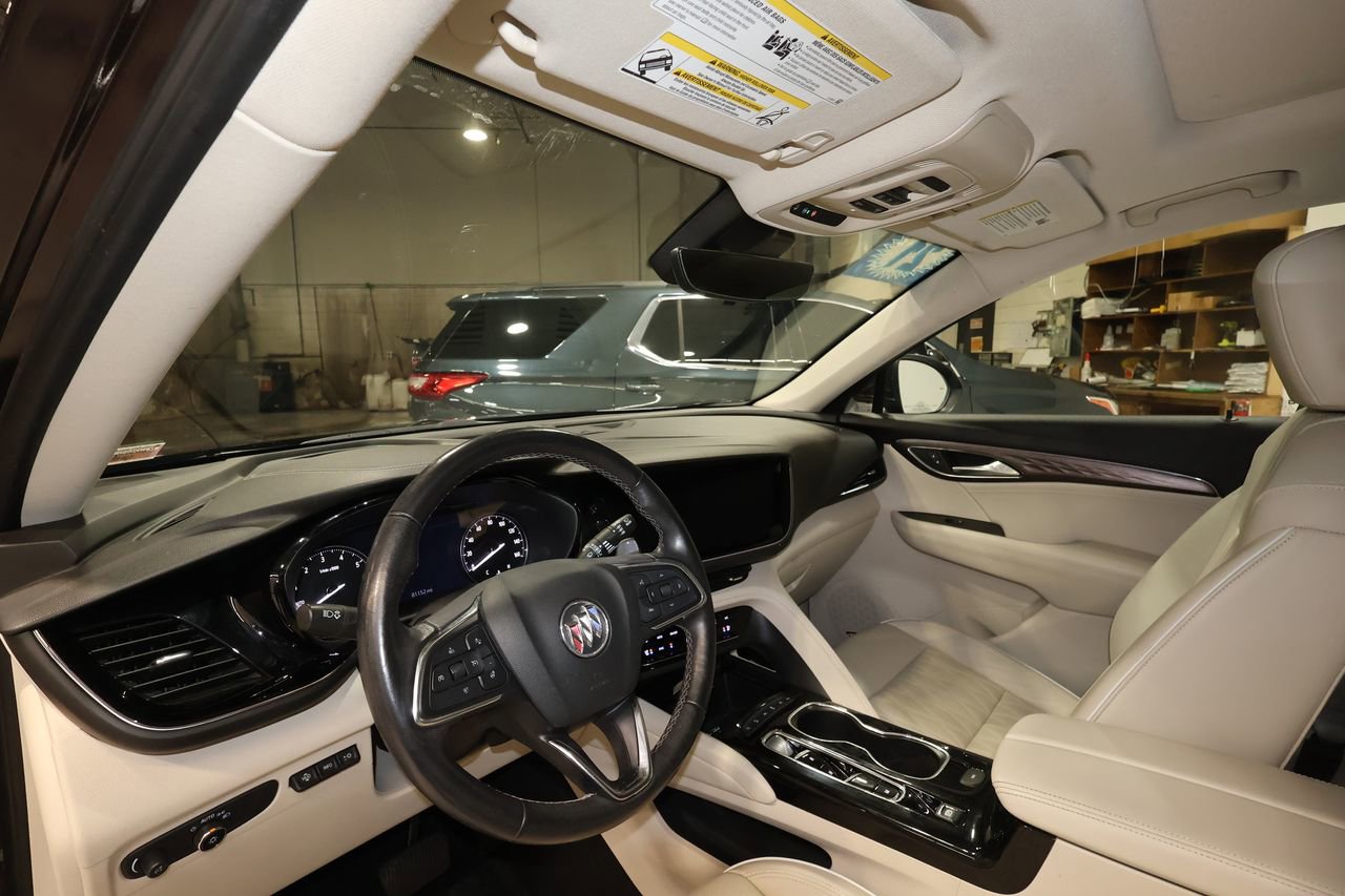 Used 2021 Buick Envision Avenir w/ Technology Package II image 9