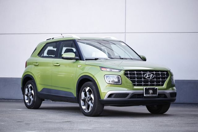 Used 2023 Hyundai Venue SEL