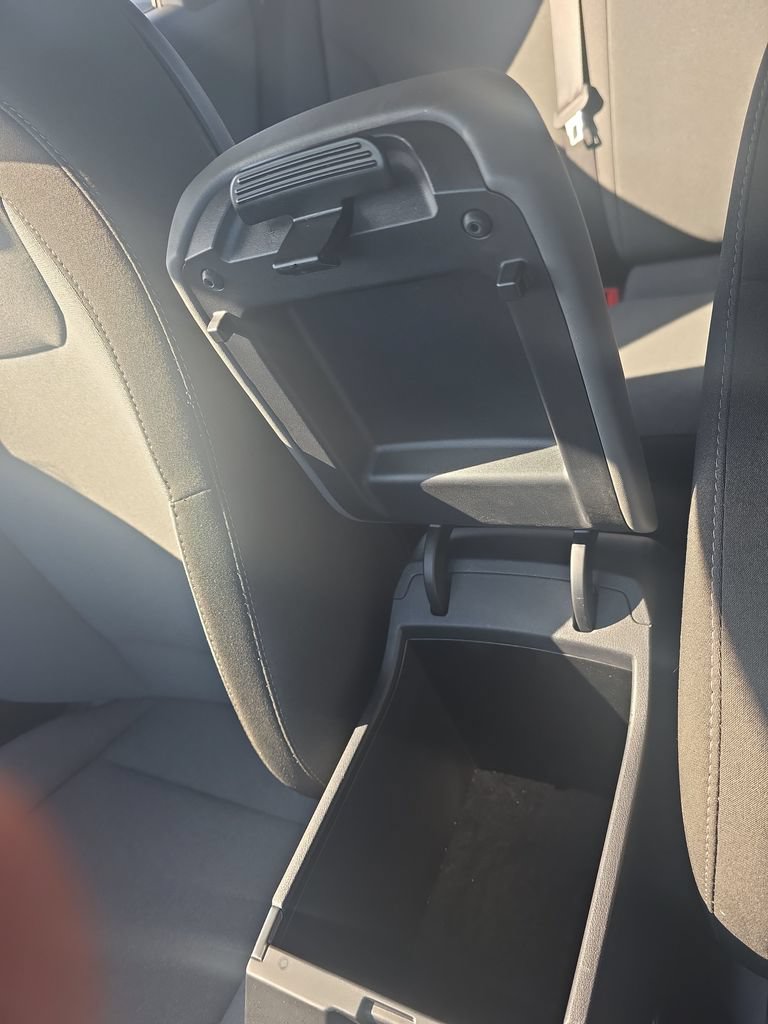Used 2025 Kia K4 FWD image 23