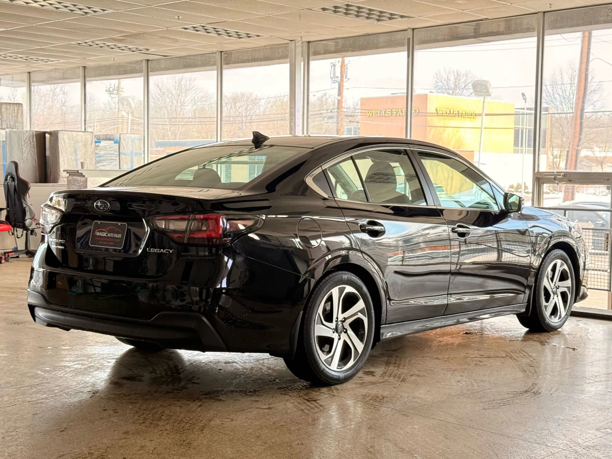 Used 2022 Subaru Legacy Limited w/ Popular Package #3 image 7