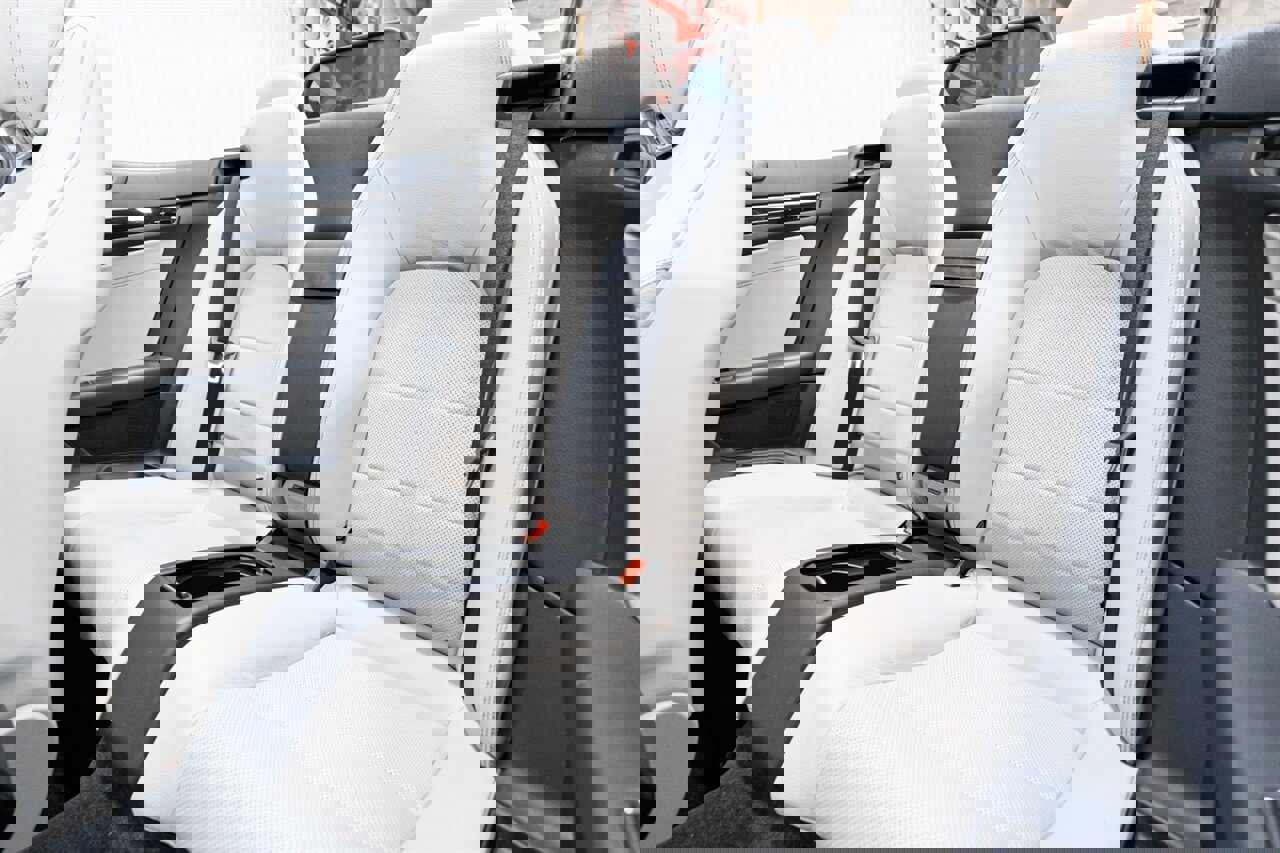 Used 2016 Mercedes-Benz E 400 Cabriolet image 22