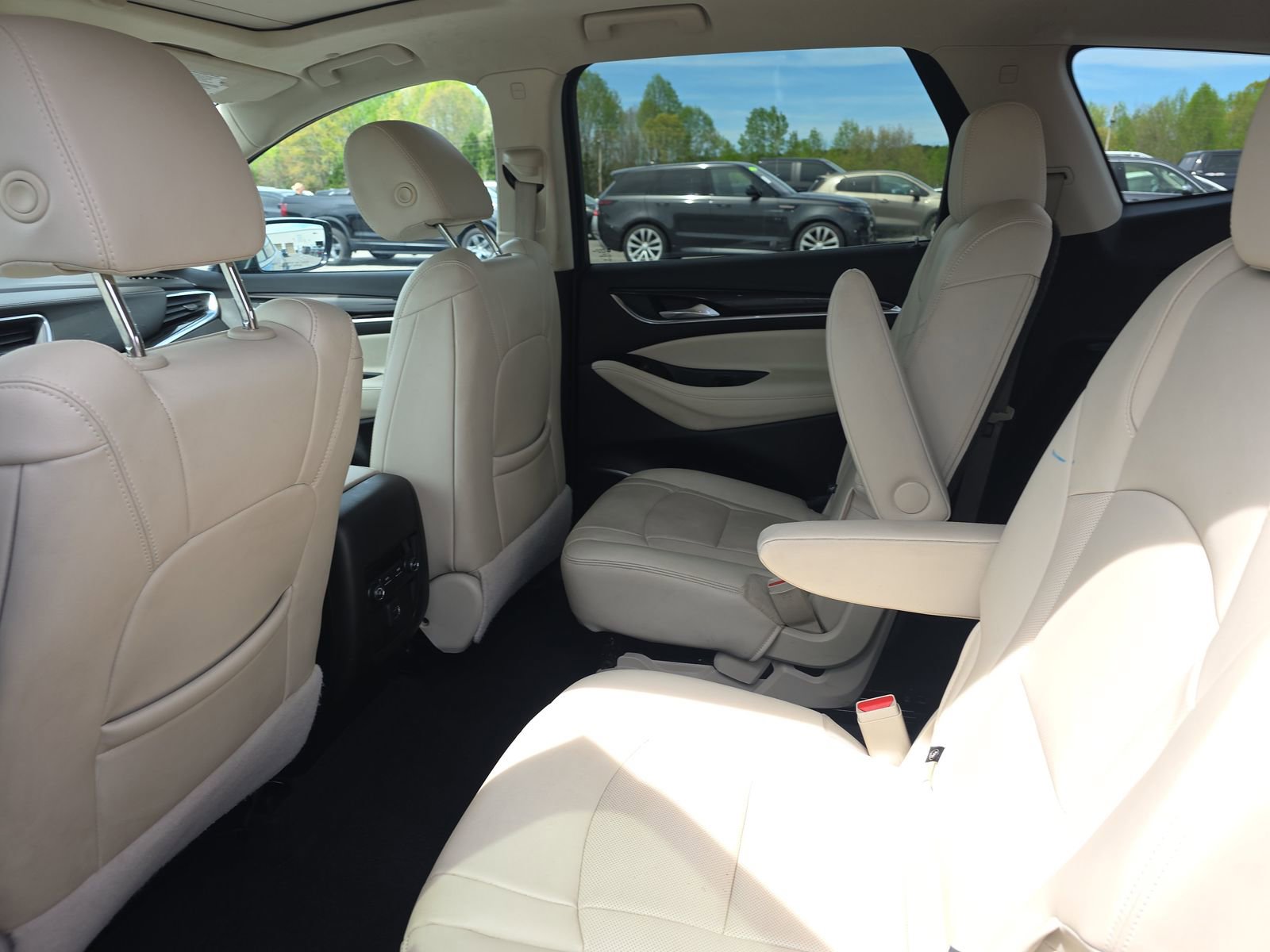 Used 2023 Buick Enclave Essence w/ Experience Buick Package image 12