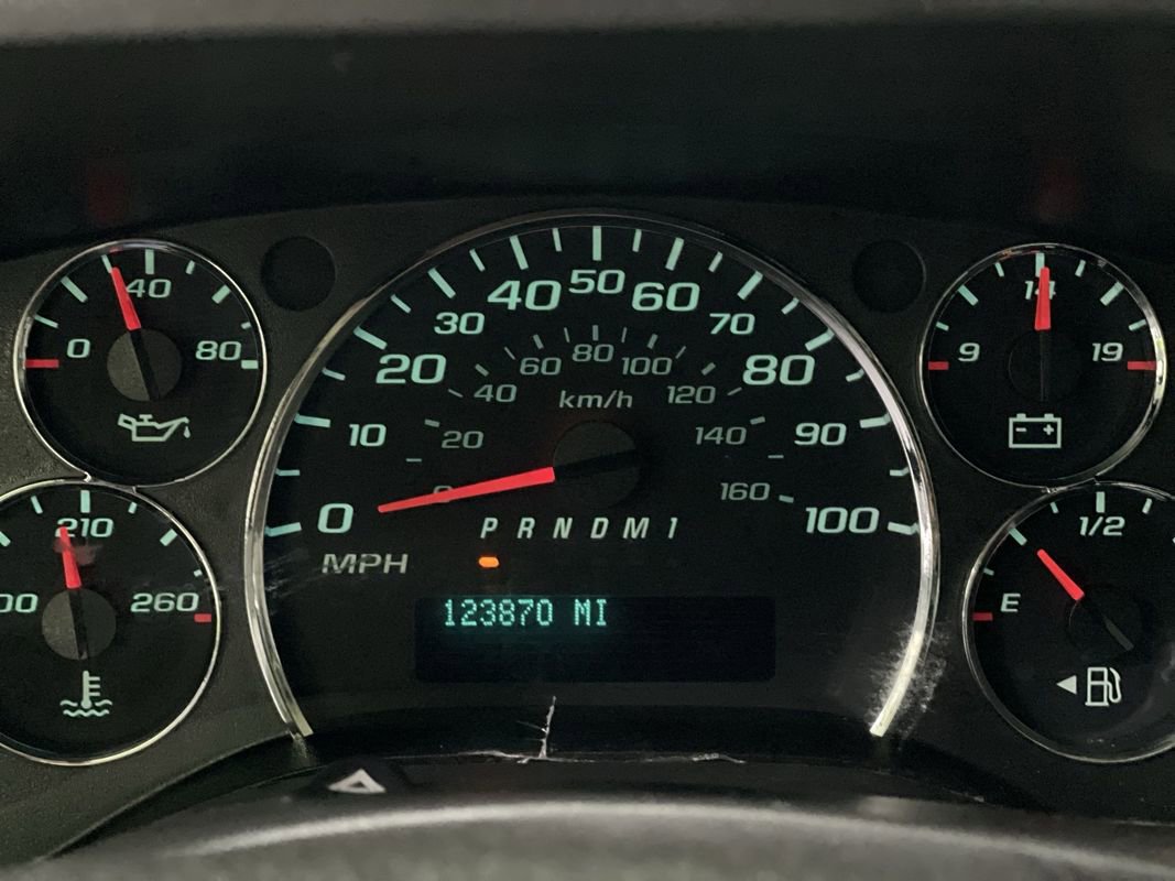 Used 2014 Chevrolet Express 2500 image 18