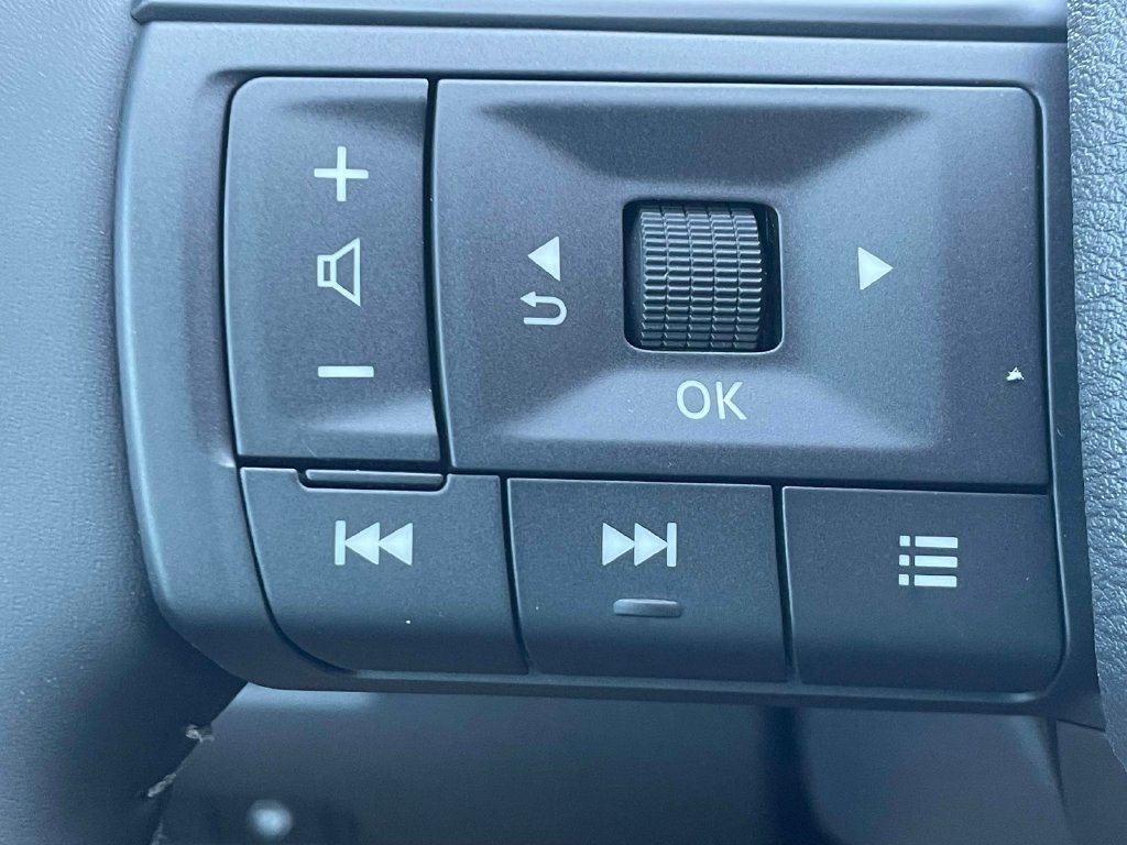 New 2027 Nissan Rogue SV FWD image 30