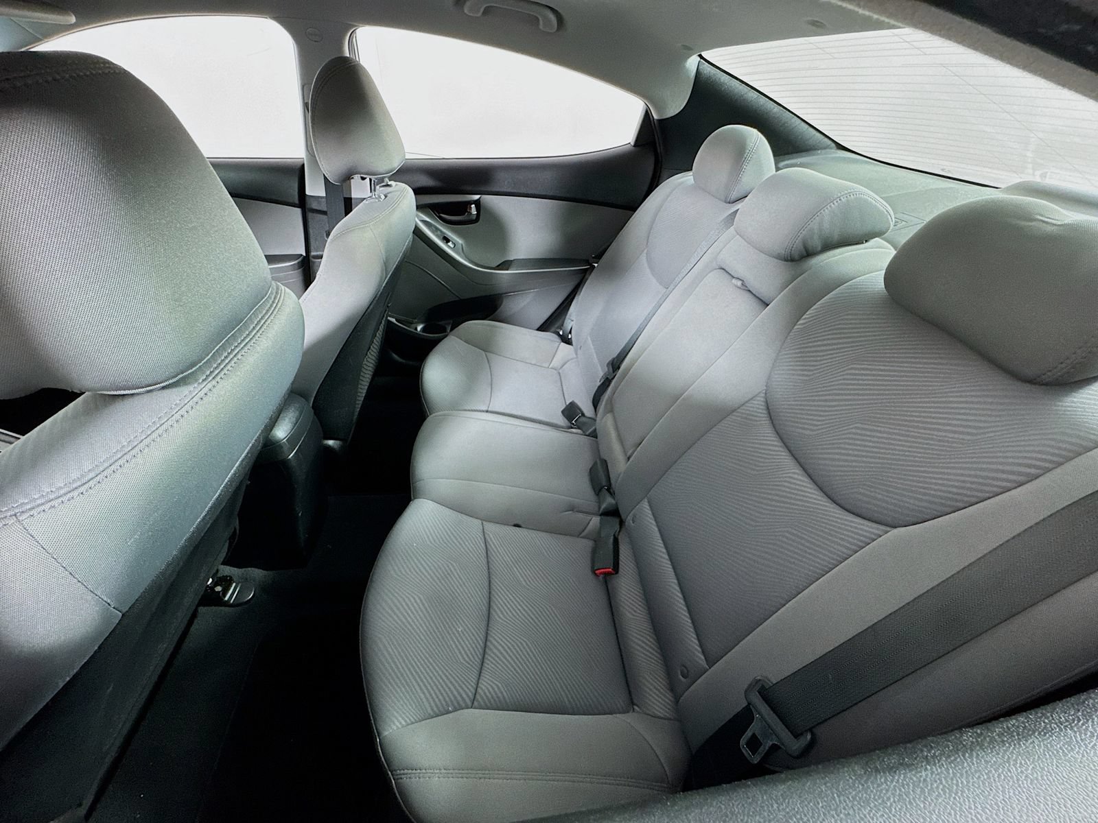 Used 2013 Hyundai Elantra GLS FWD image 21