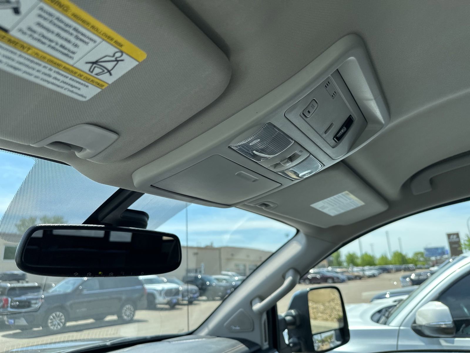 Used 2019 Nissan Titan SL w/ Off-Road Package AWD/4WD image 70