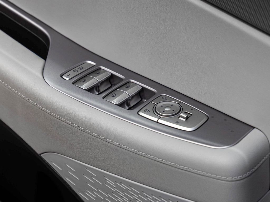 Used 2025 Hyundai Palisade SEL image 11