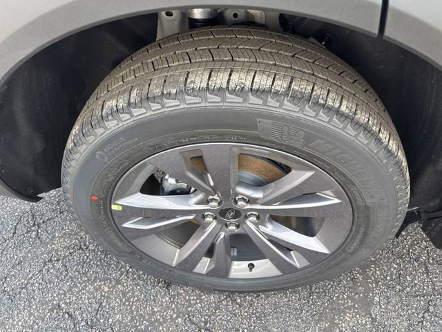 New 2026 Ford Explorer Active w/ Active Comfort Package image 13