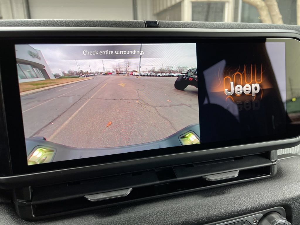 New 2026 Jeep Gladiator Sport AWD/4WD image 33