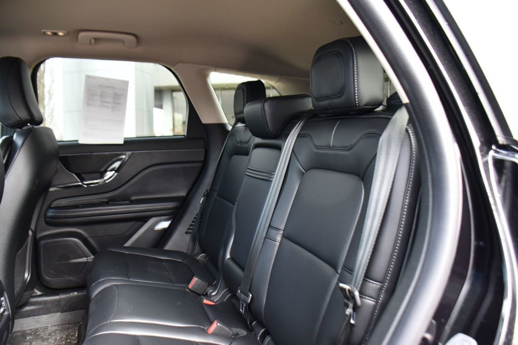 Used 2024 Lincoln Corsair Premiere image 20