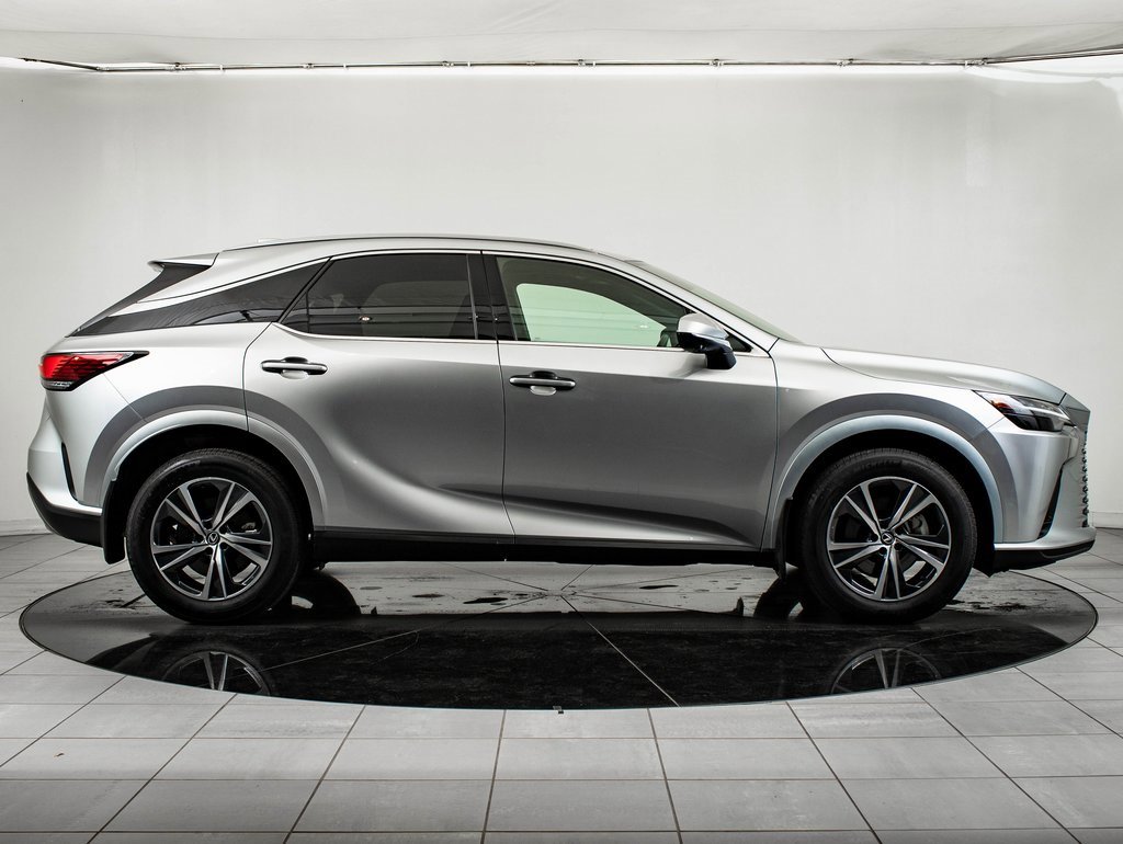 Used 2025 Lexus RX 350 Premium image 11