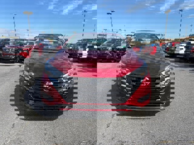 New 2025 Nissan Versa SV w/ Trunk Package image 3