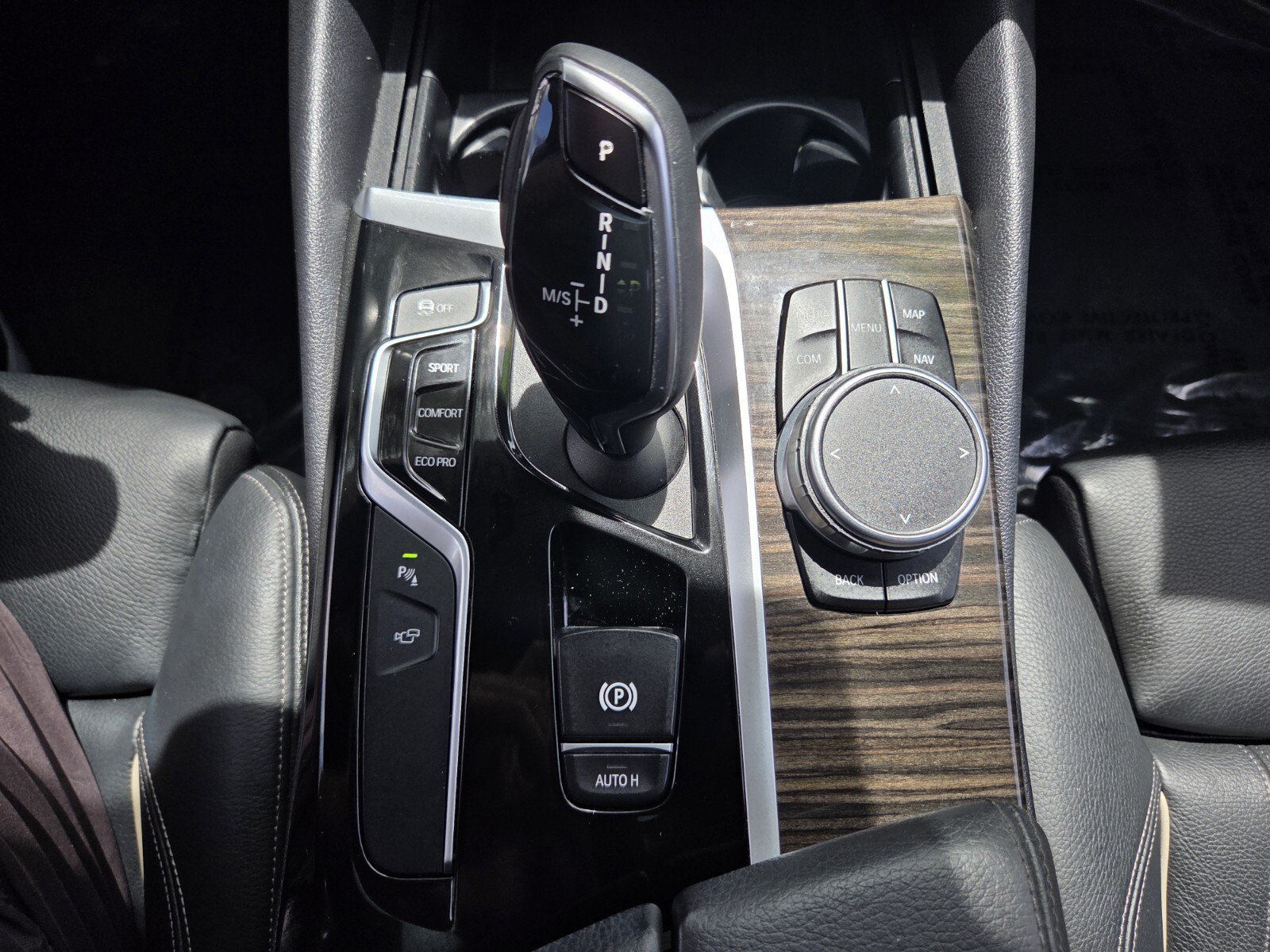 Used 2019 BMW 540i w/ Premium Package RWD image 26