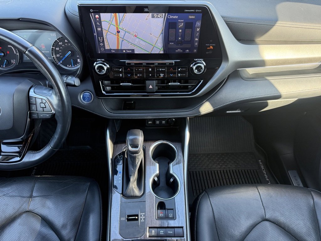 Used 2020 Toyota Highlander Limited image 24