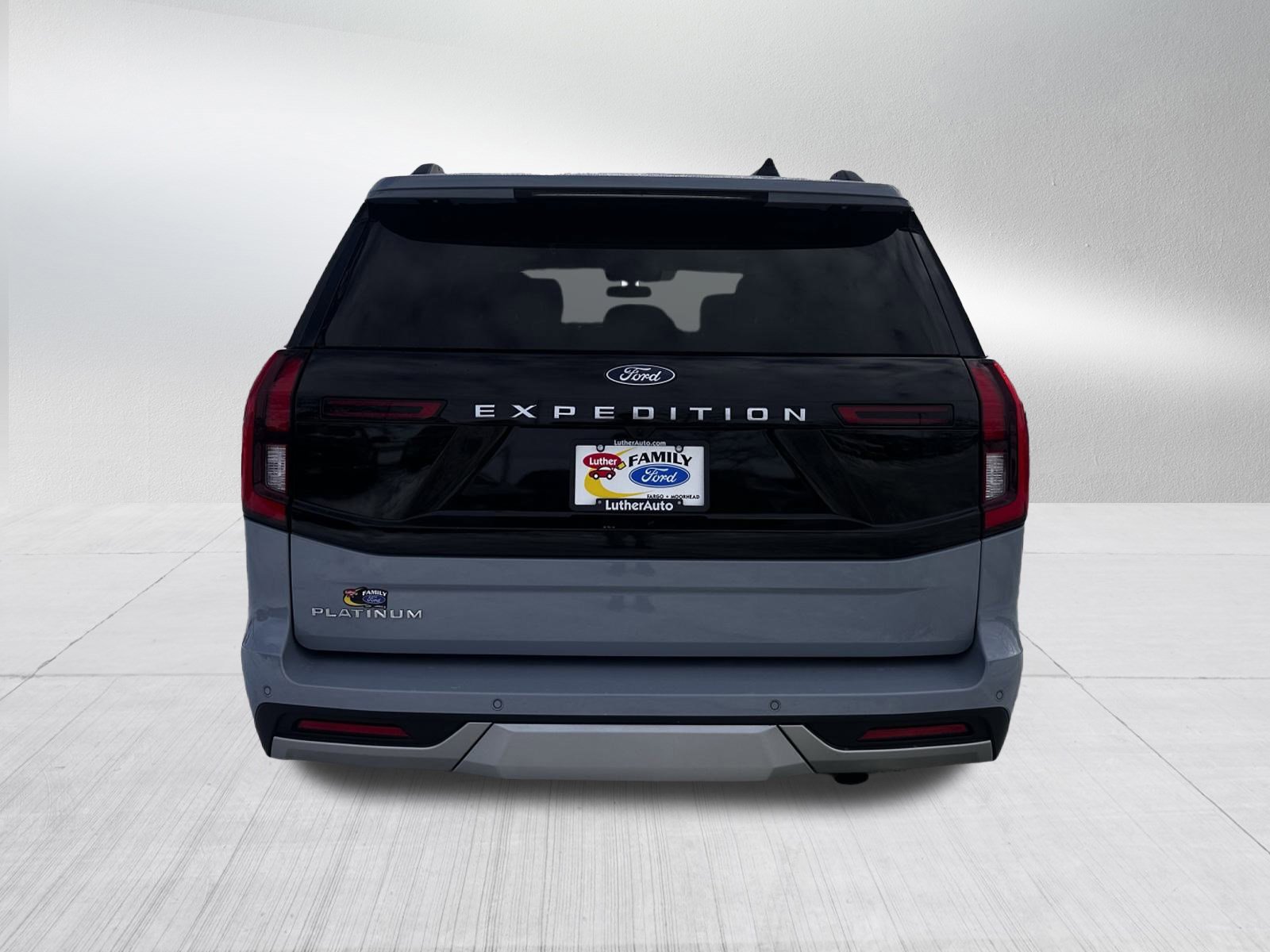 Certified 2025 Ford Expedition Platinum image 6