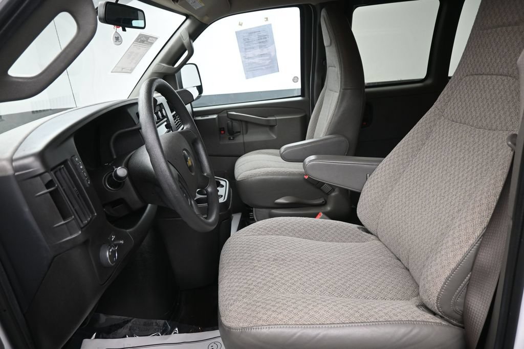 Used 2023 Chevrolet Express 3500 LS RWD image 24