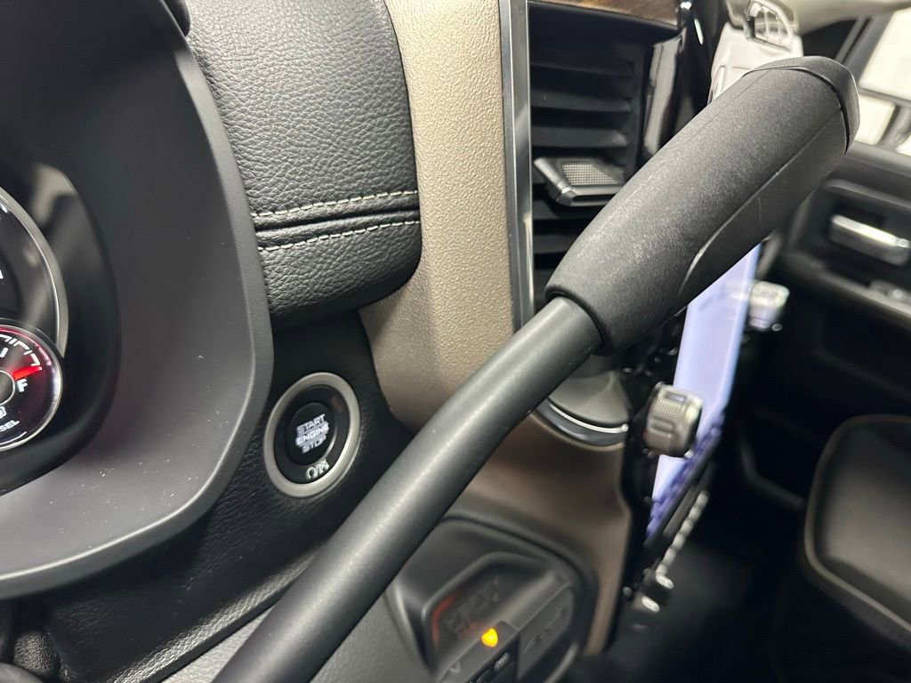 Used 2024 RAM 3500 Laramie image 22