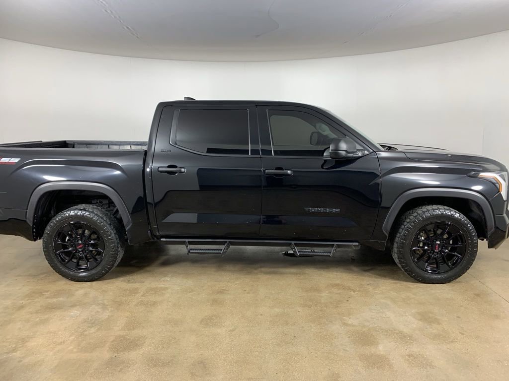 Used 2022 Toyota Tundra SR5 AWD/4WD image 7