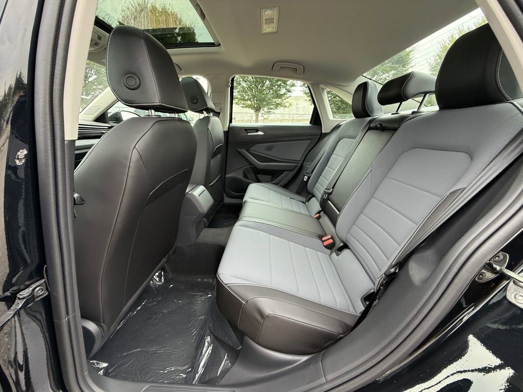 New 2026 Volkswagen Jetta SE image 20