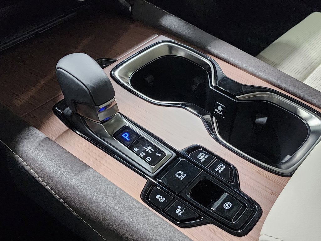 New 2025 Lexus RX 450h AWD w/ Luxury Package image 24