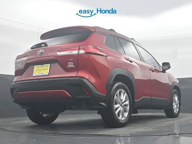 Used 2024 Toyota Corolla Cross LE image 33