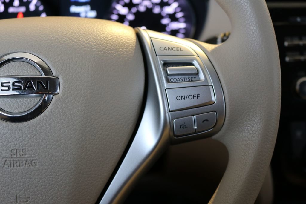 Used 2014 Nissan Rogue SV image 42