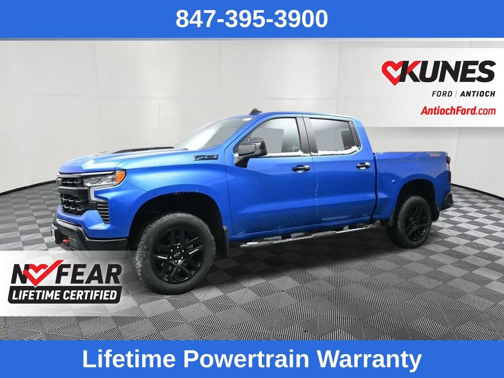 Used 2025 Chevrolet Silverado 1500 LT Trail Boss w/ LPO, Dark Essentials Package AWD/4WD image 5