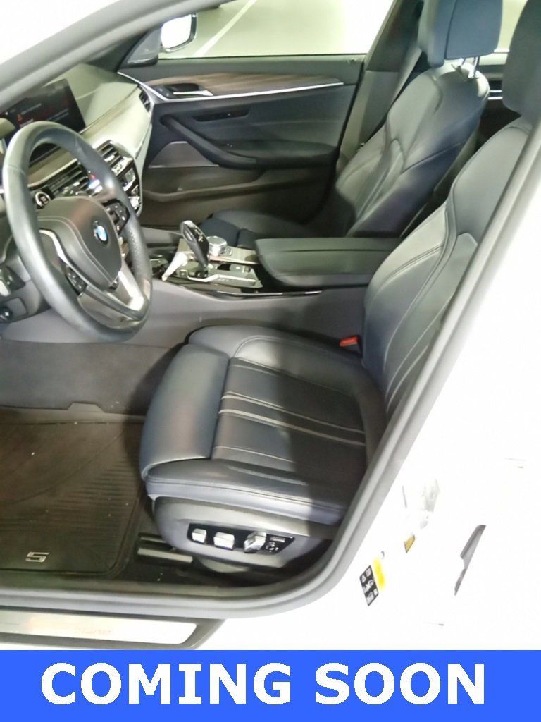 Used 2019 BMW 540i xDrive w/ Premium Package image 9