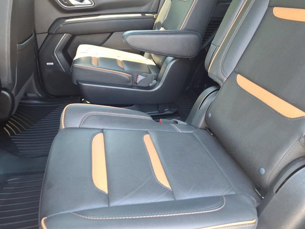 Used 2023 GMC Yukon AT4 AWD/4WD image 15