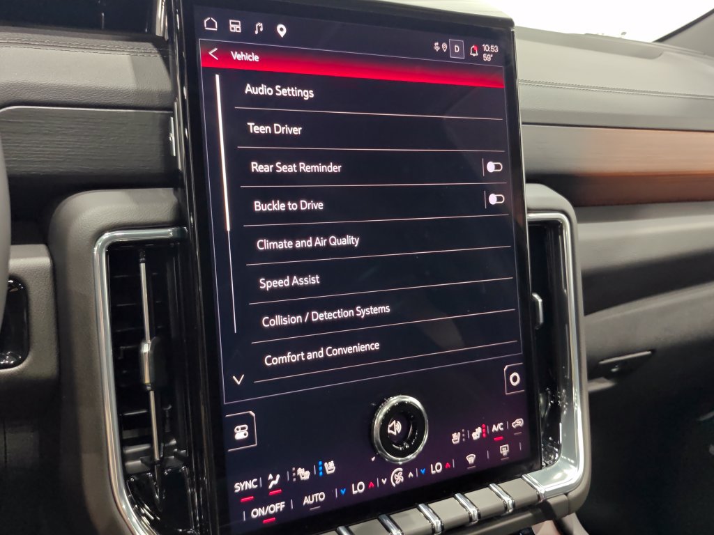 Used 2025 GMC Yukon Denali w/ Sun & Power Step Package AWD/4WD image 52