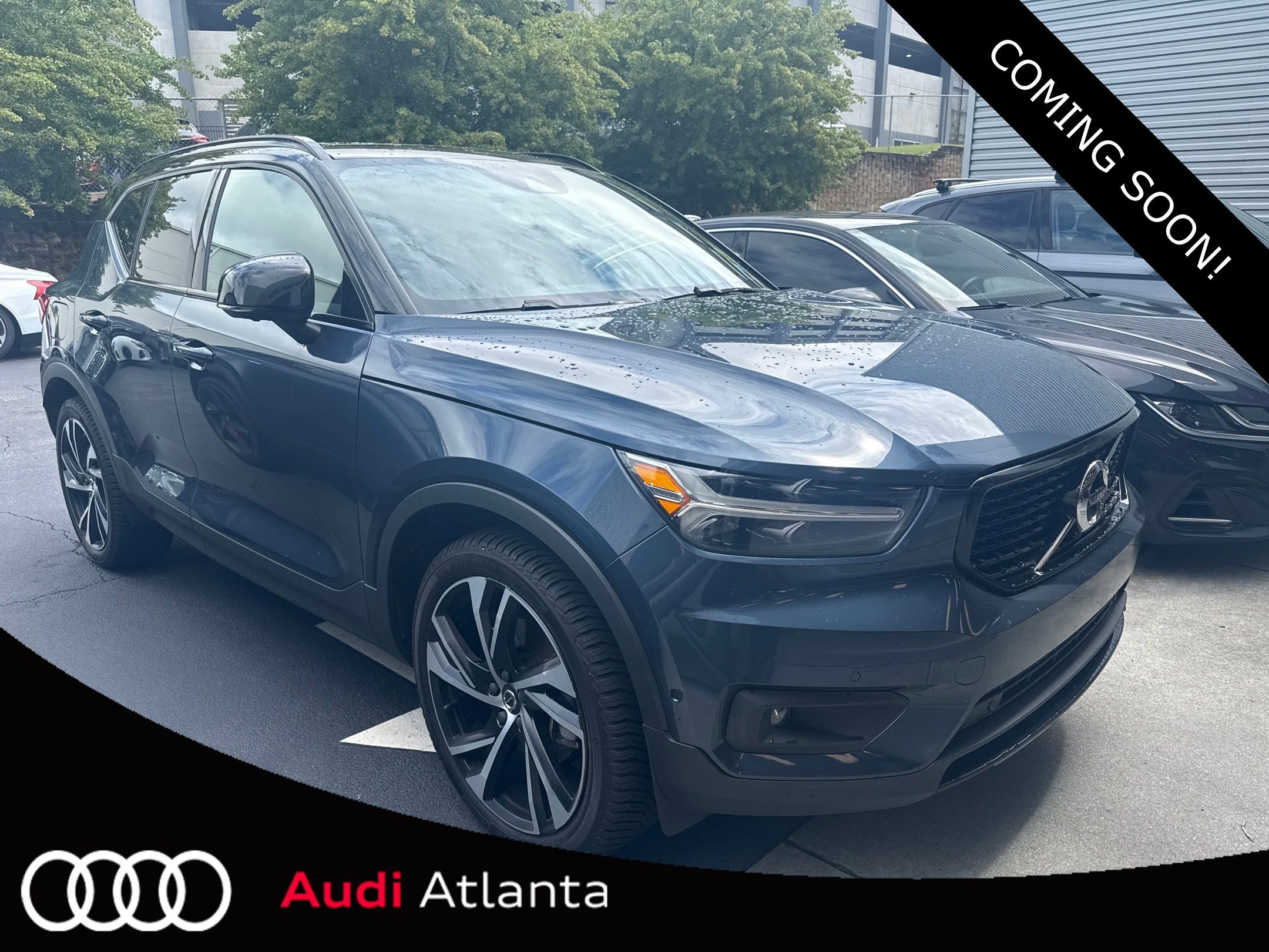 Used 2022 Volvo XC40 T5 R-Design AWD/4WD video 1