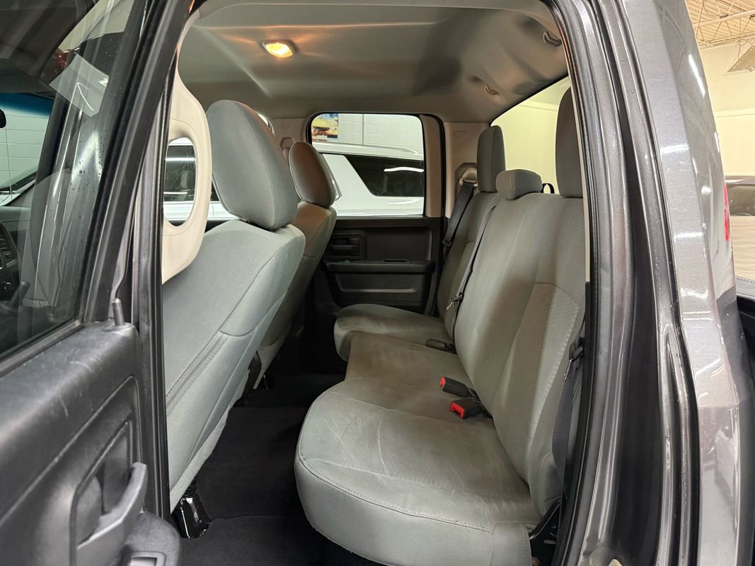 Used 2015 RAM 1500 ST w/ SXT Appearance Group image 15
