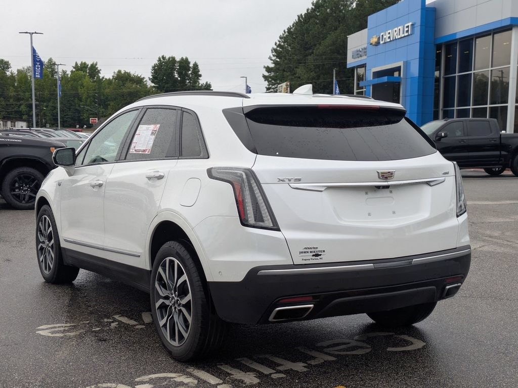 Used 2023 Cadillac XT5 Sportv w/ Platinum Package AWD/4WD image 5