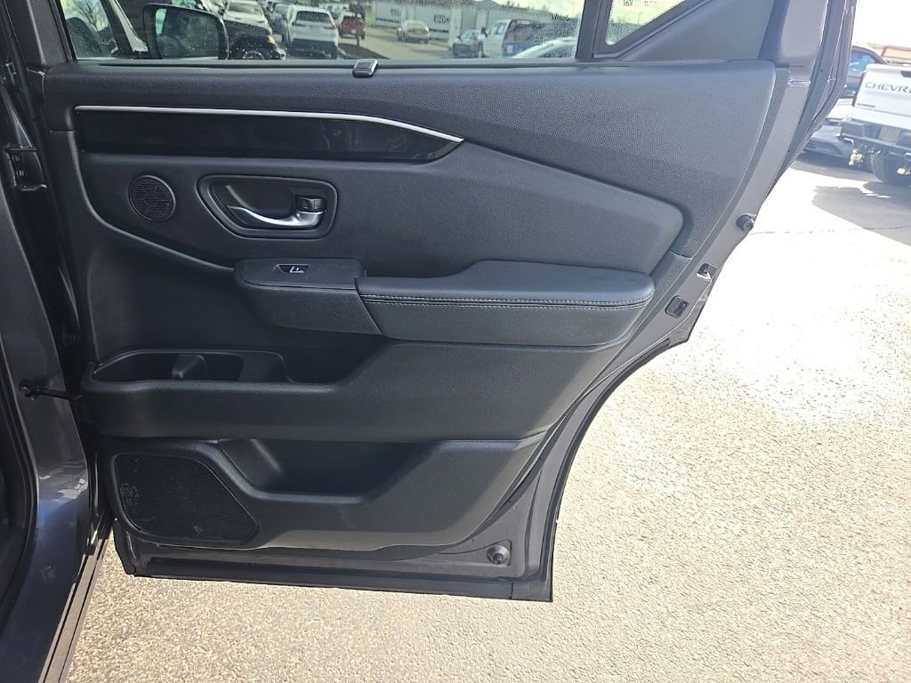 Used 2025 Honda Pilot EX-L image 28