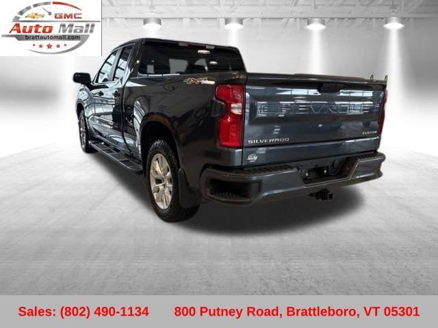 Used 2022 Chevrolet Silverado 1500 Custom AWD/4WD image 3