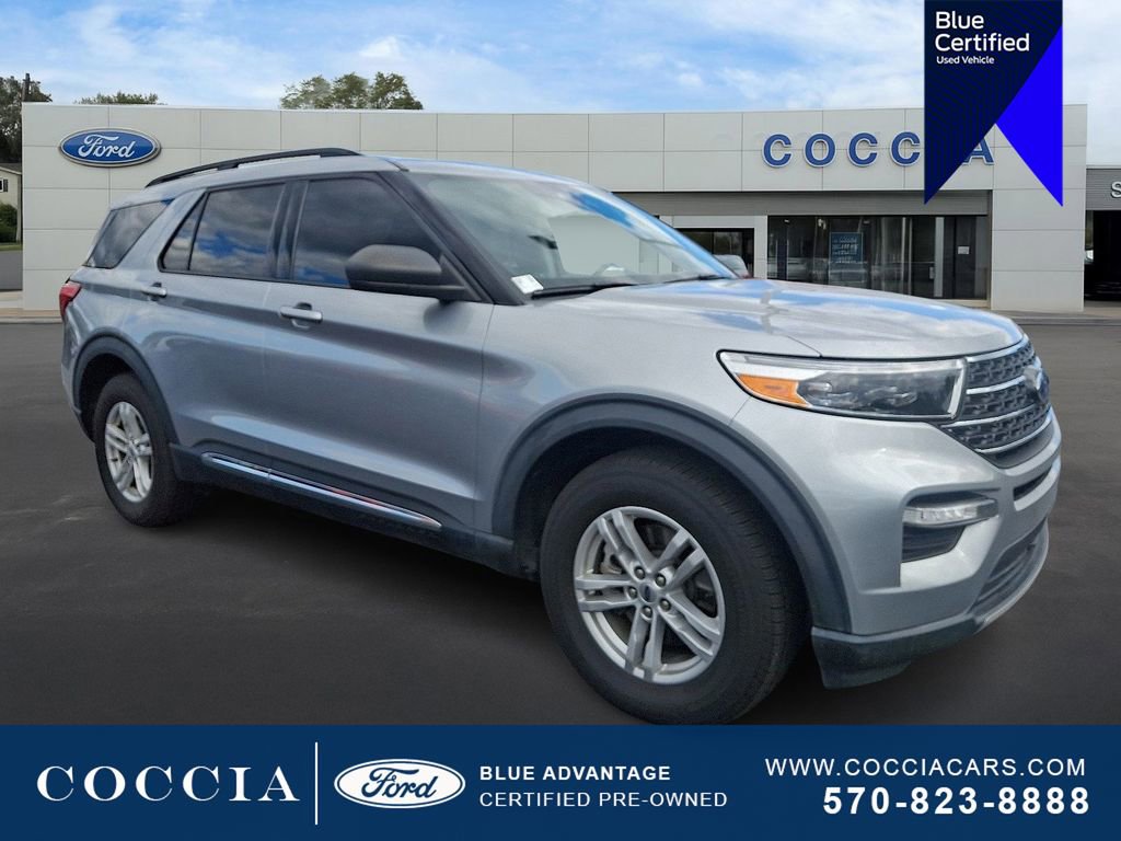 Certified 2021 Ford Explorer XLT w/ Equipment Group 202A image 3