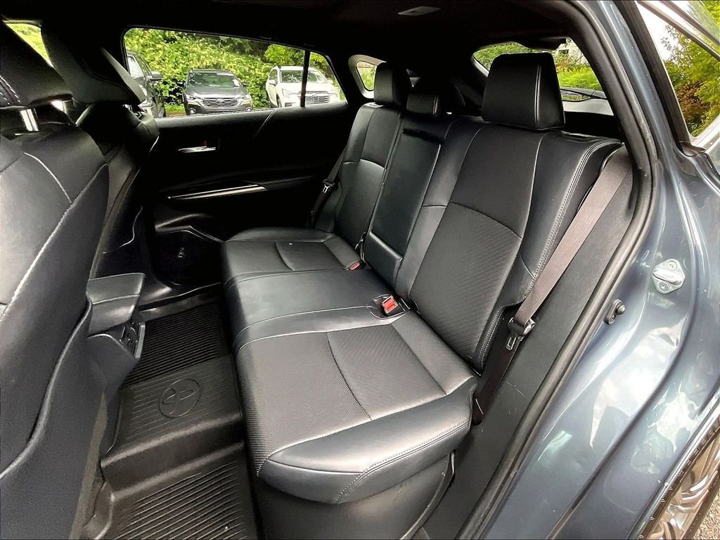 Certified 2022 Toyota Venza Limited w/ Advanced Technology Package AWD/4WD image 15