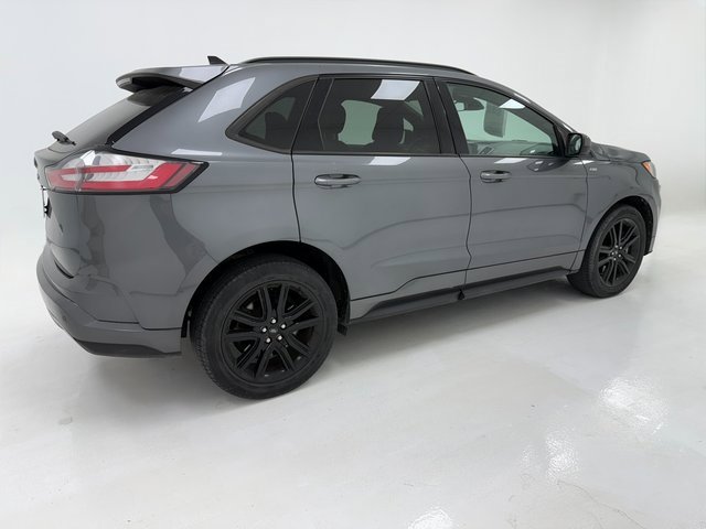 Used 2022 Ford Edge ST-Line image 21