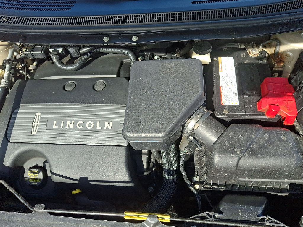 Used 2011 Lincoln MKX 2WD w/ 101A Rapid Spec Order Code image 26