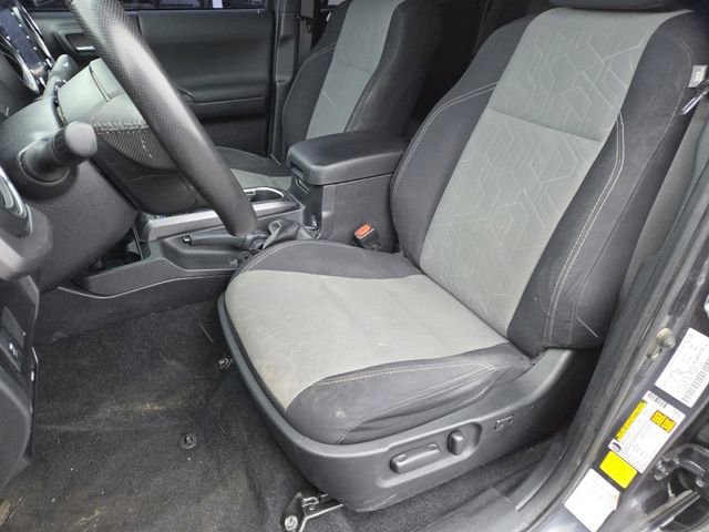 Used 2021 Toyota Tacoma TRD Off-Road w/ Technology Package image 30