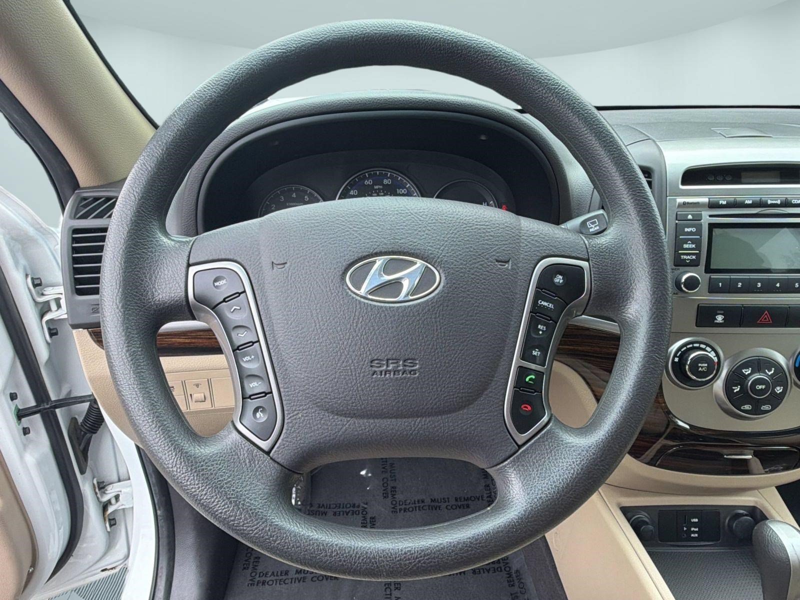 Used 2012 Hyundai Santa Fe GLS AWD/4WD image 17