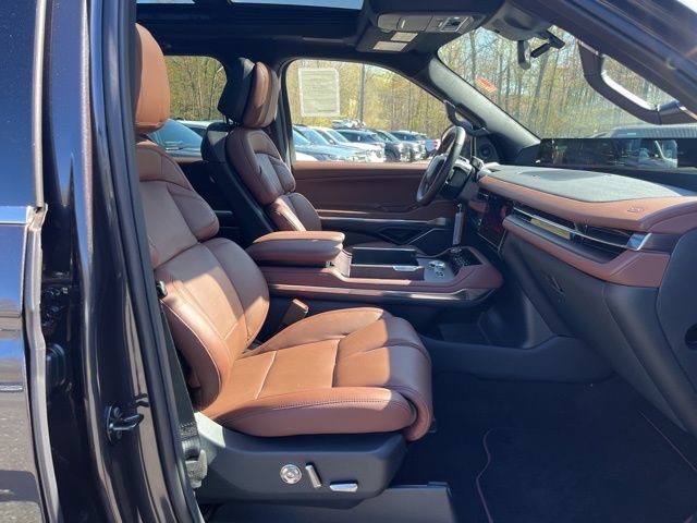 New 2026 Lincoln Navigator L Reserve AWD/4WD image 68
