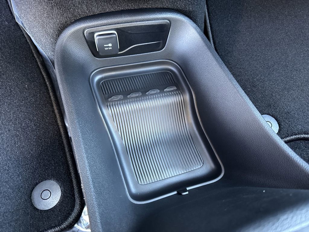 New 2026 Chrysler Pacifica Select image 34