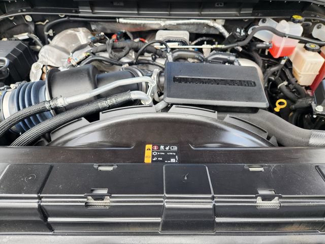 Used 2025 Chevrolet Silverado 2500 LTZ w/ LTZ Convenience Package AWD/4WD image 31